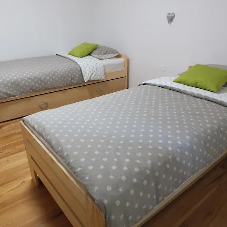 Brunette Holiday home Vipava